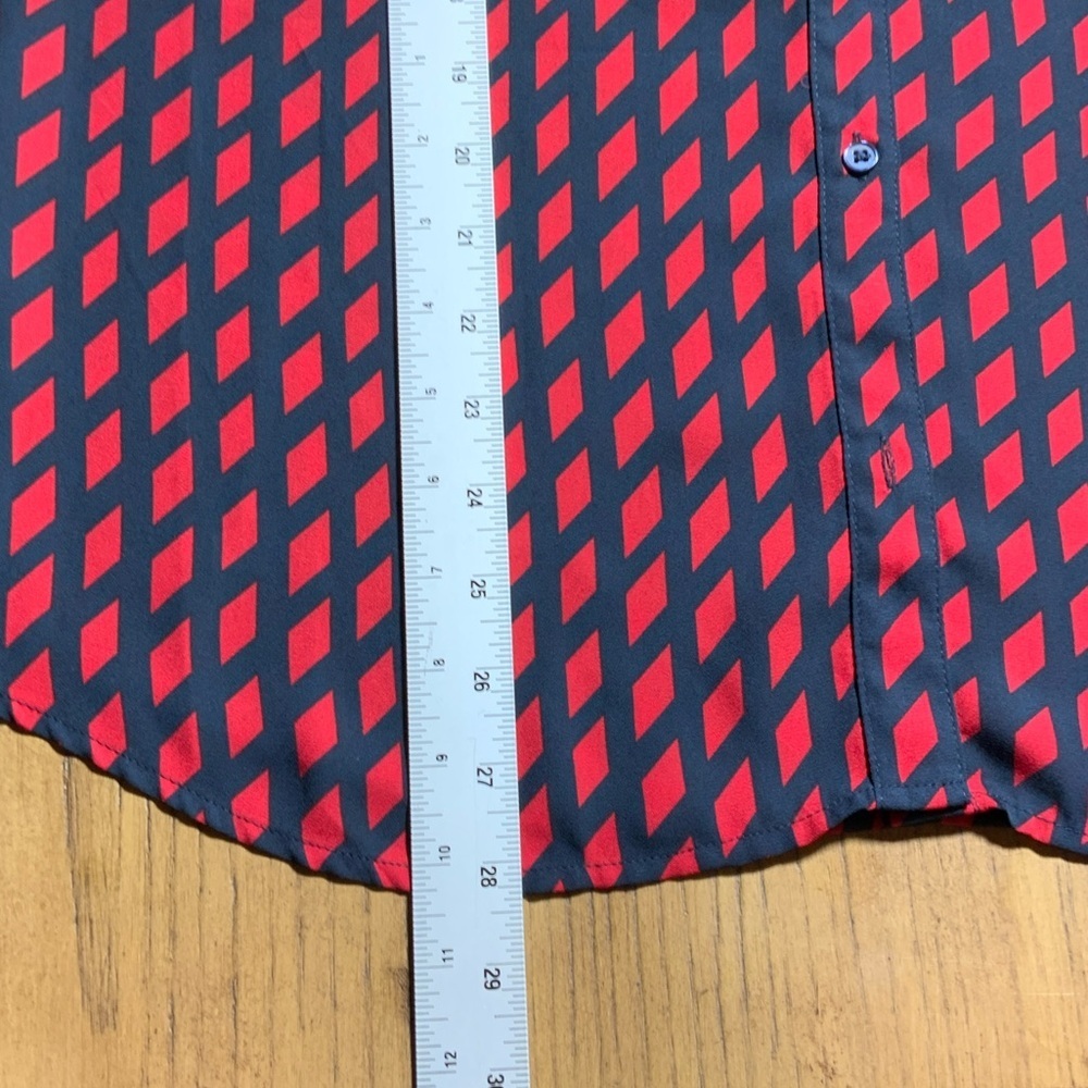 Banana Republic Red and Black Geometric Shirt - Picture 4 of 8